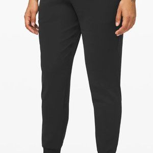 Lululemon On the Fly Jogger 28"